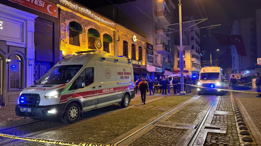 Kocaeli'de eğlence mekanına silahlı saldırı: 3 kişi öldü, 2 kişi yaralandı .