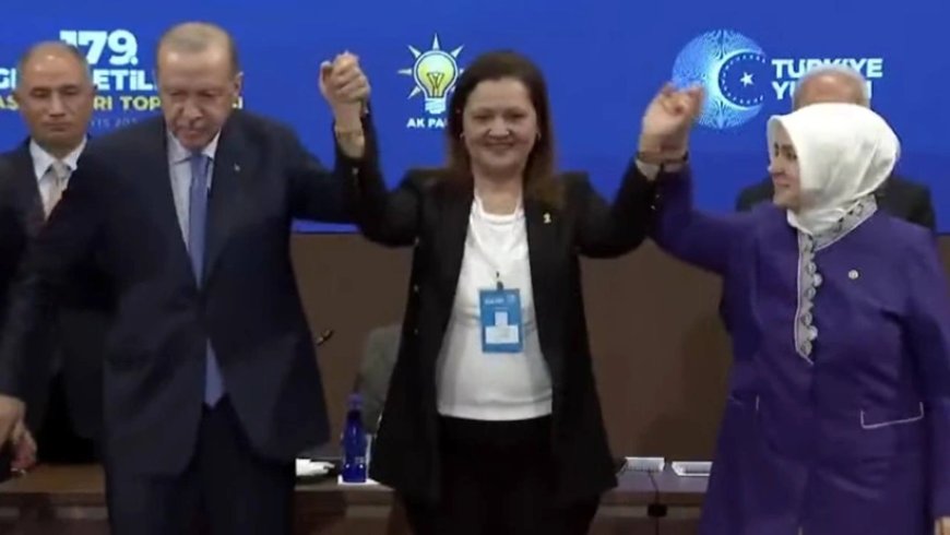Cumhurbaşkanı Erdoğan Duyurdu: Afyonkarahisar Belediye Başkanı Burcu Köksal AK Parti’ye Katıldı